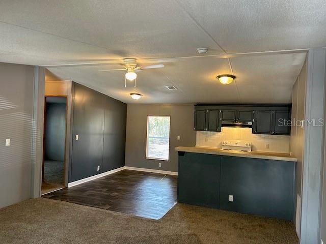 Recently Sold: $149,900 (3 beds, 2 baths, 920 Square Feet)