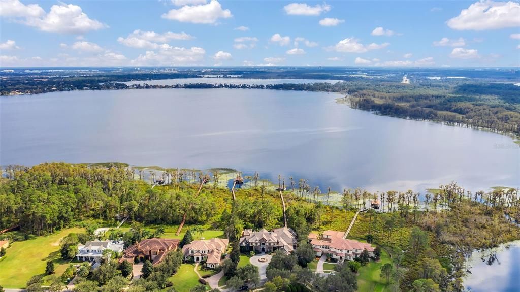 Vendido Recientemente: $5,995,000 (7 camas, 7 baños, 10485 Pies cuadrados)