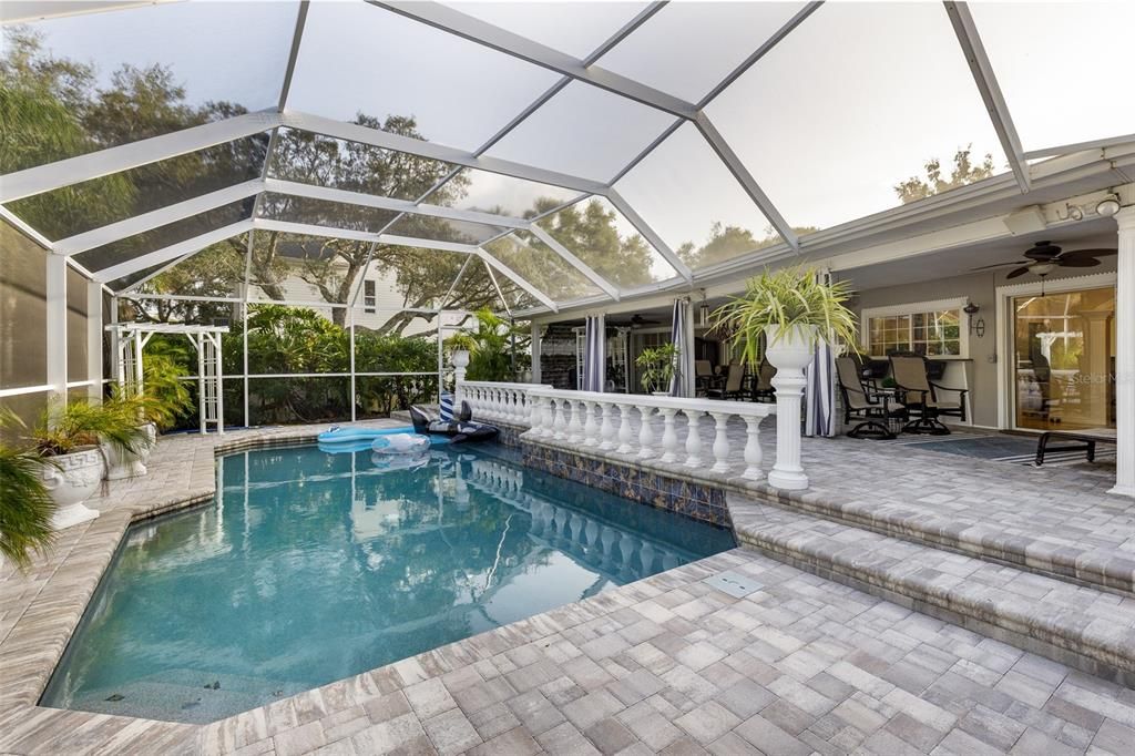 Recently Sold: $1,175,000 (4 beds, 2 baths, 2629 Square Feet)