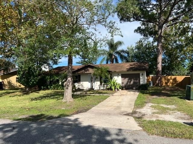 Recently Sold: $270,000 (3 beds, 2 baths, 1036 Square Feet)