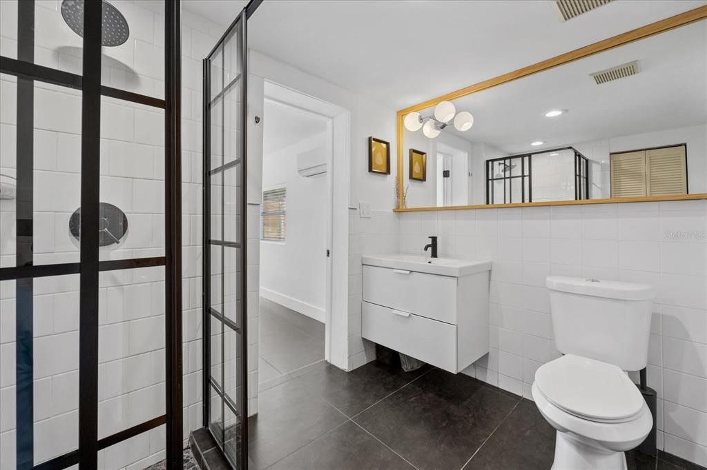 最近售出: $625,000 (4 贝兹, 2 浴室, 1938 平方英尺)
