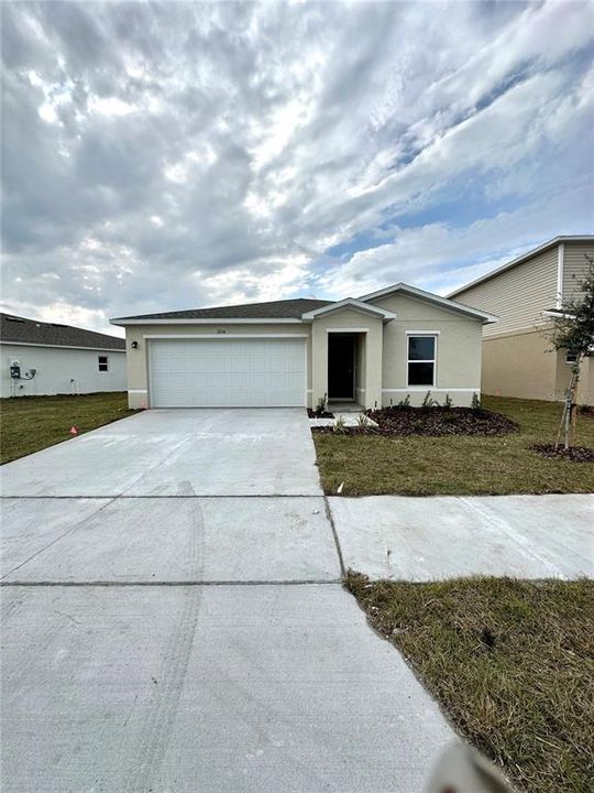 Recently Sold: $258,990 (3 beds, 2 baths, 1263 Square Feet)