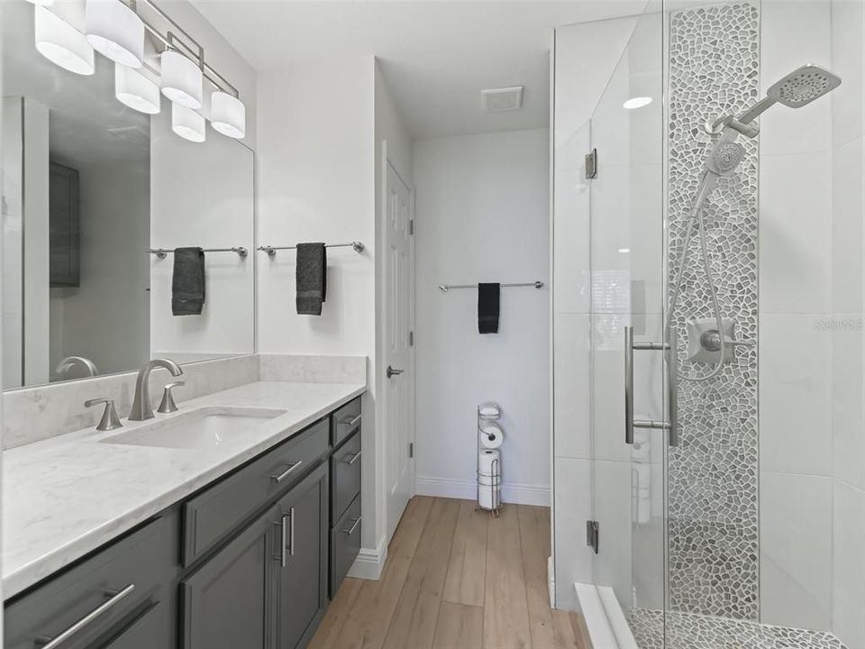 Beautifully Renovated Extra Cabinetry Over Toilet Plus LinenCloset, Double Shower Heads