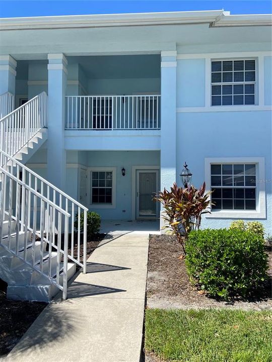 最近售出: $254,900 (2 贝兹, 2 浴室, 1250 平方英尺)