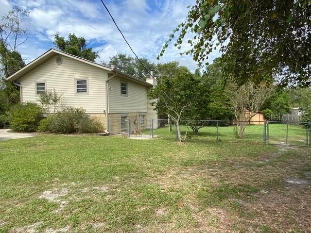Recently Sold: $160,000 (4 beds, 2 baths, 1976 Square Feet)