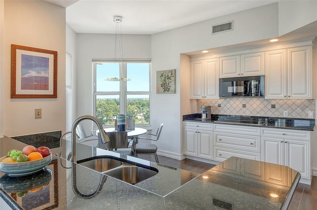 Active With Contract: $1,549,000 (3 beds, 3 baths, 2594 Square Feet)