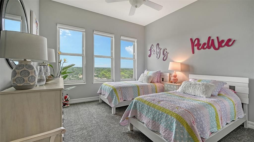 Active With Contract: $1,549,000 (3 beds, 3 baths, 2594 Square Feet)