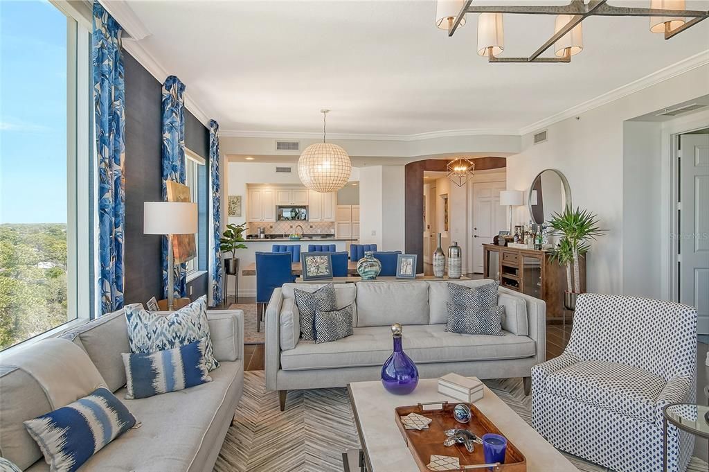 Active With Contract: $1,549,000 (3 beds, 3 baths, 2594 Square Feet)