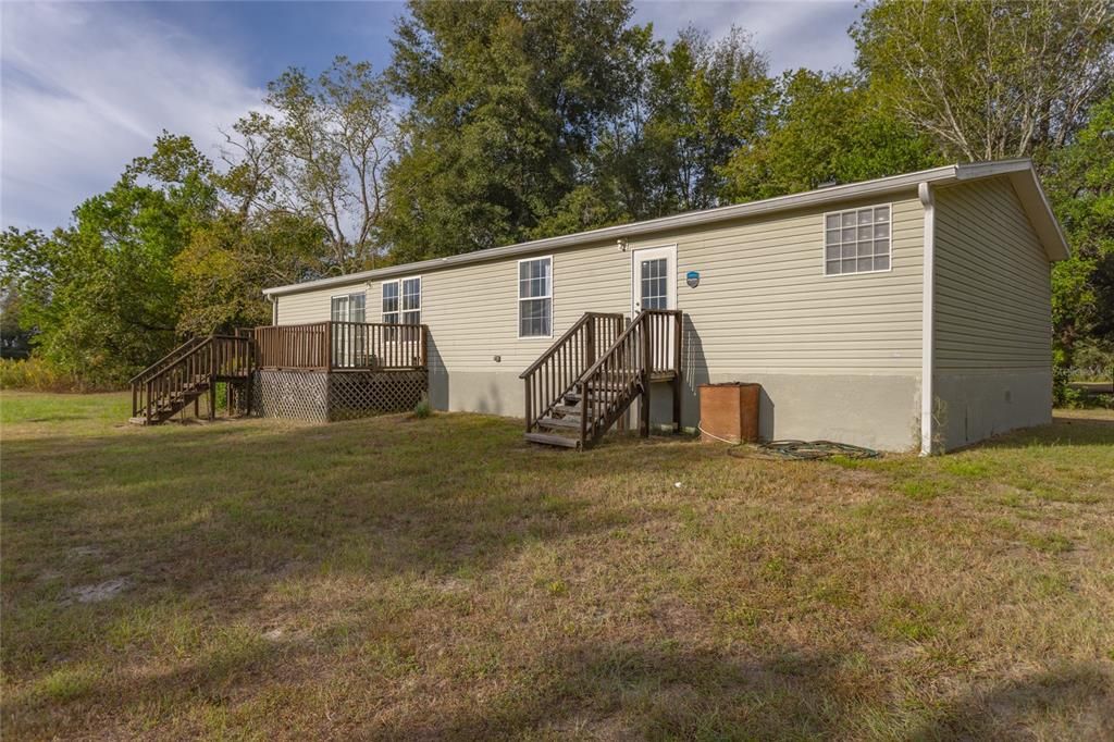 Recently Sold: $325,000 (3 beds, 2 baths, 1620 Square Feet)