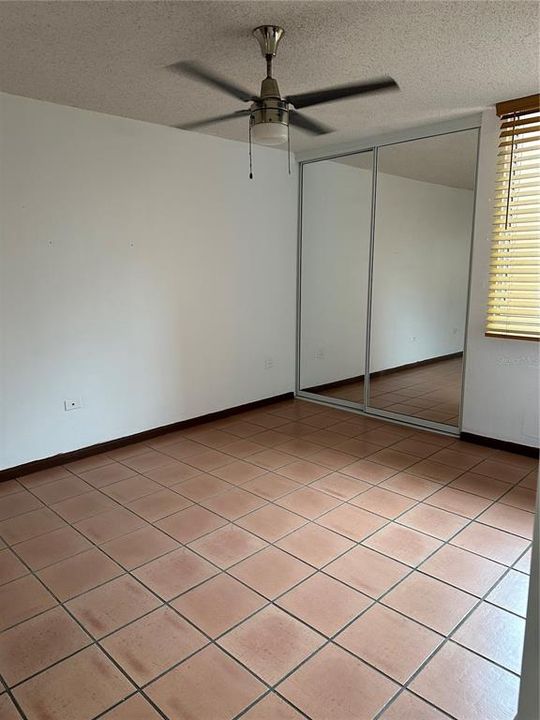 Vendido Recientemente: $190,000 (3 camas, 2 baños, 1134 Pies cuadrados)