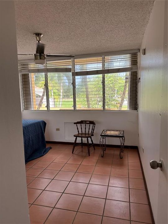 Vendido Recientemente: $190,000 (3 camas, 2 baños, 1134 Pies cuadrados)