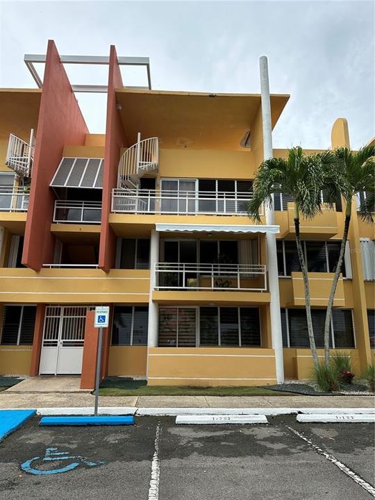 Vendido Recientemente: $190,000 (3 camas, 2 baños, 1134 Pies cuadrados)