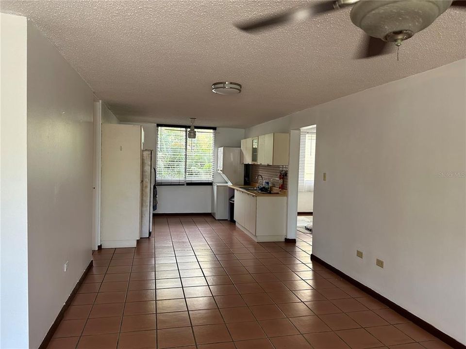 Vendido Recientemente: $190,000 (3 camas, 2 baños, 1134 Pies cuadrados)