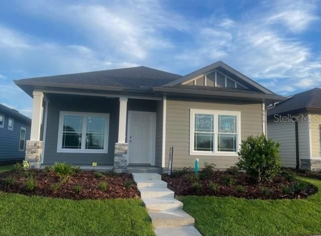 Recently Sold: $393,500 (3 beds, 2 baths, 1611 Square Feet)