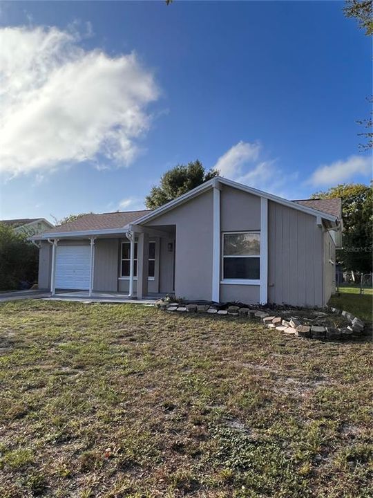 Recently Rented: $1,795 (2 beds, 2 baths, 969 Square Feet)