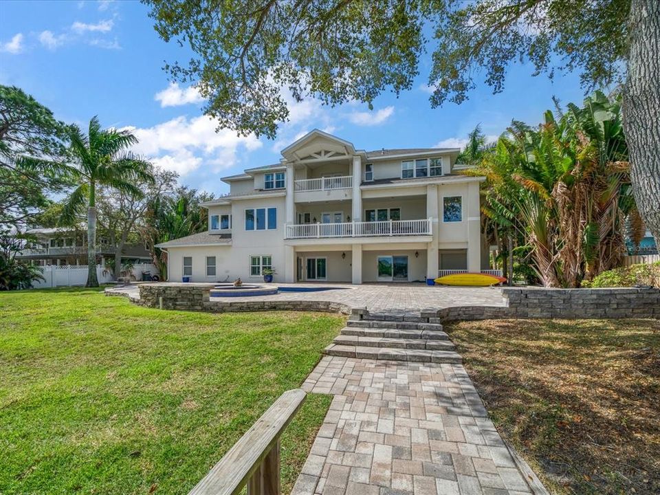 Recently Sold: $1,699,000 (4 beds, 3 baths, 3541 Square Feet)