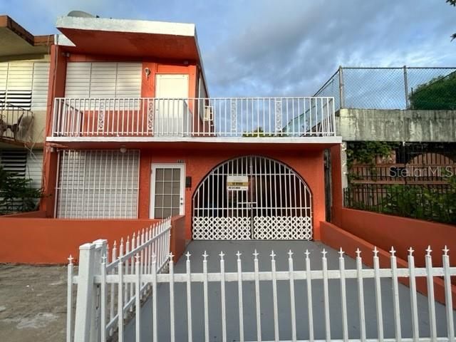 Recently Sold: $122,500 (3 beds, 2 baths, 954 Square Feet)