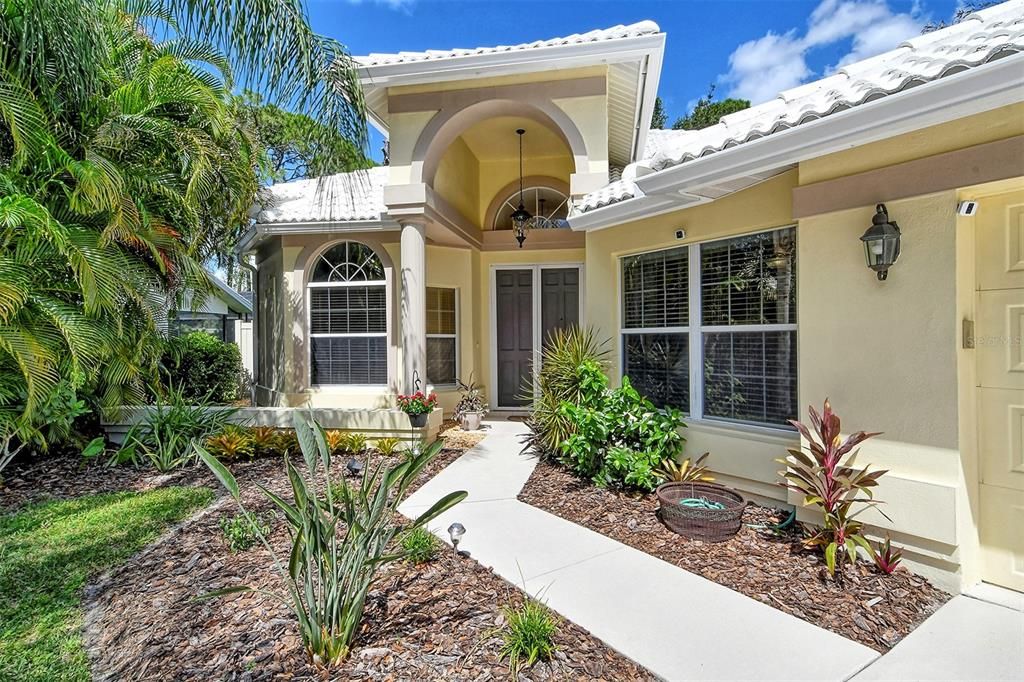 Recently Sold: $539,000 (2 beds, 2 baths, 1760 Square Feet)