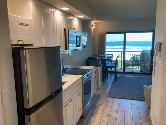 Recently Sold: $364,000 (1 beds, 1 baths, 340 Square Feet)