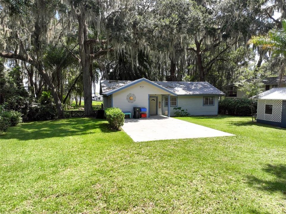 For Sale: $777,000 (3 beds, 2 baths, 1687 Square Feet)