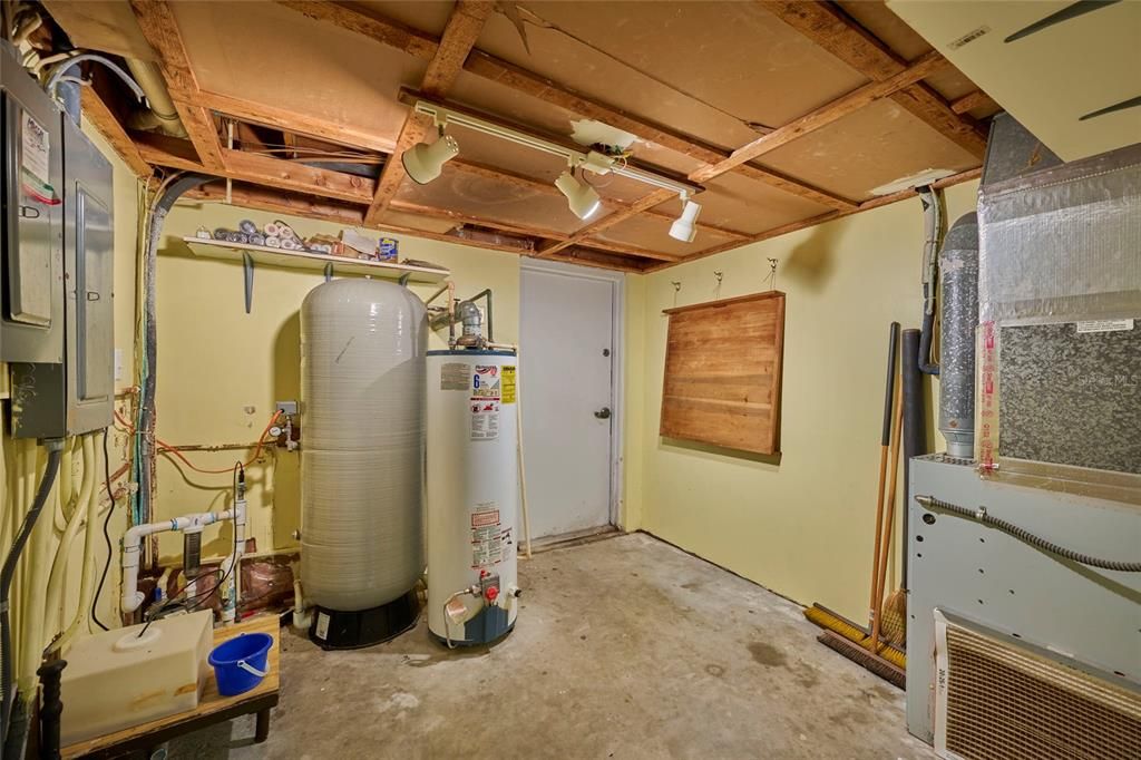 Utility Room/with well tank and ac unit