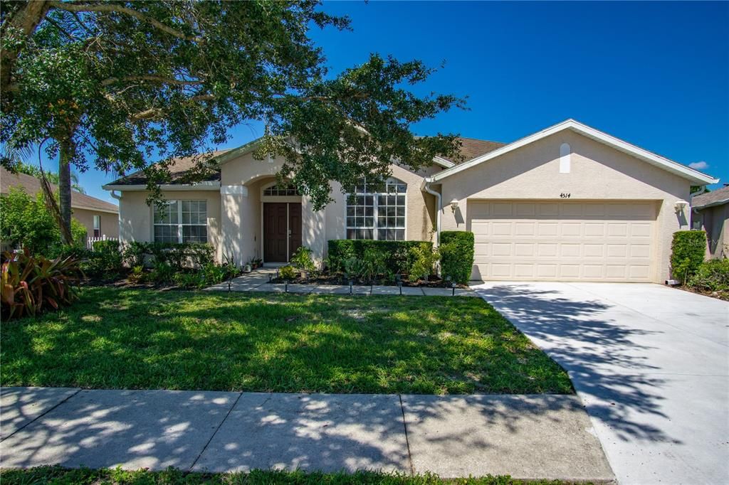 Recently Rented: $4,000 (4 beds, 2 baths, 2120 Square Feet)