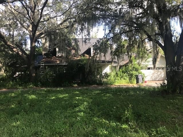 Recently Sold: $241,000 (3 beds, 2 baths, 2554 Square Feet)