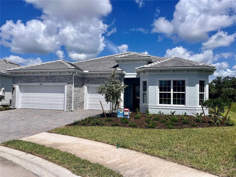 Recently Sold: $1,308,515 (3 beds, 3 baths, 2808 Square Feet)