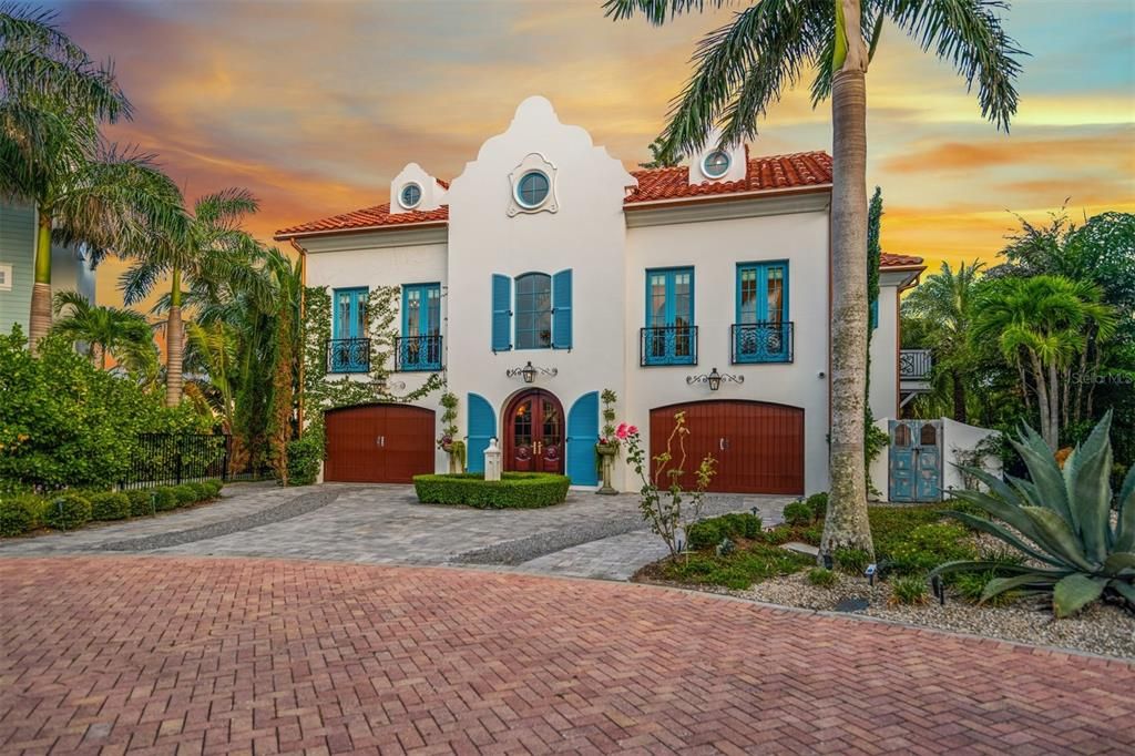 Vendido Recientemente: $6,739,000 (4 camas, 4 baños, 3778 Pies cuadrados)