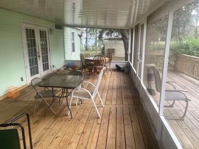 screened deck