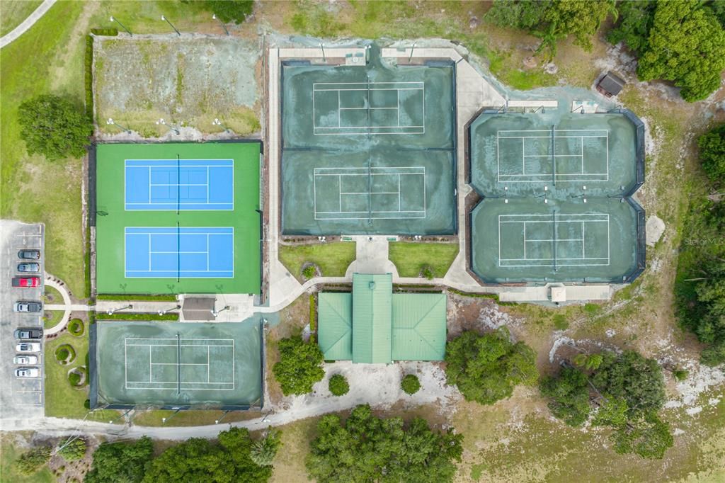Country Club of Winter Haven Tennis Courts and workout facility