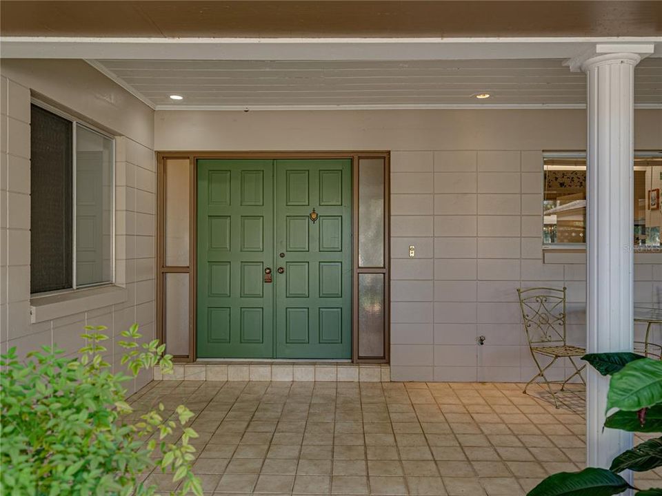 Double entry doors to foyer