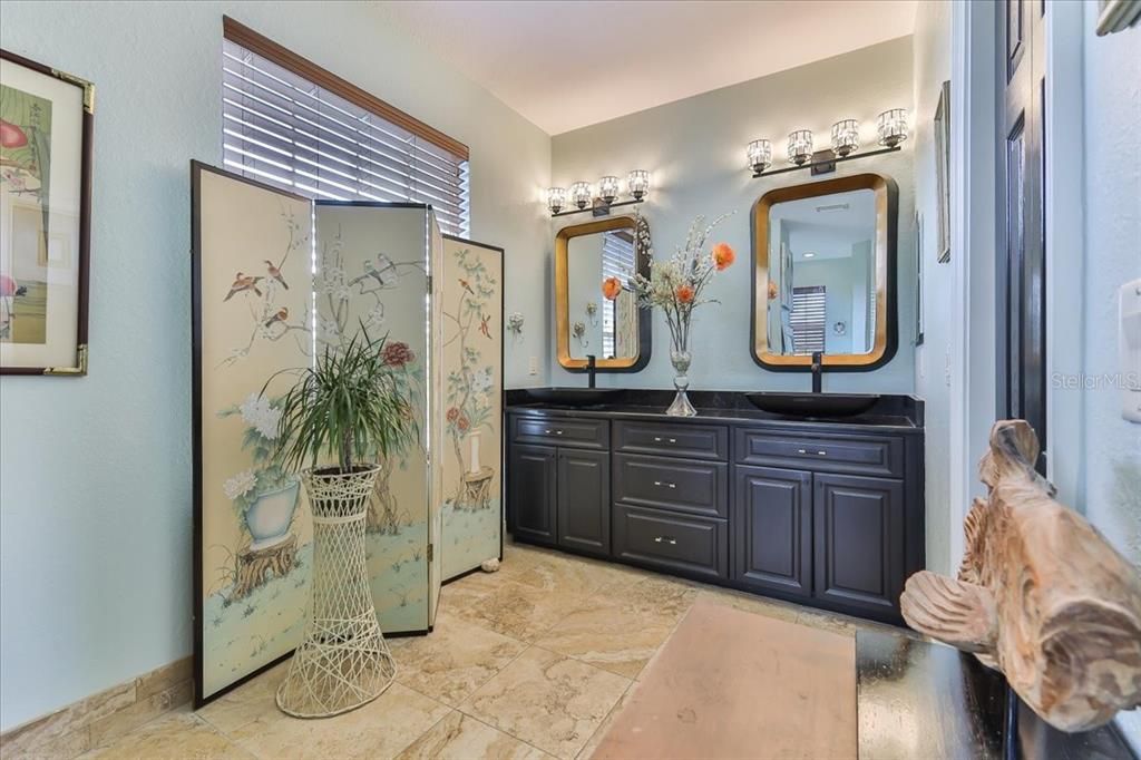 Master Bathroom with Dual Sinks, Walk in Shower and Garden Tub