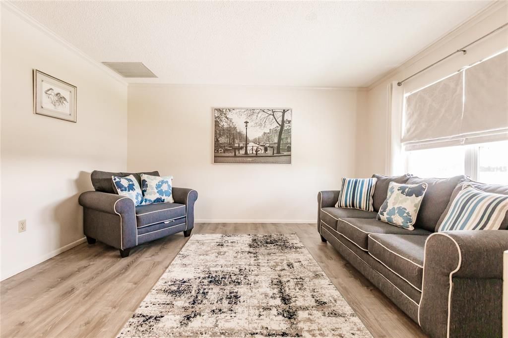 Recently Sold: $324,900 (2 beds, 2 baths, 1532 Square Feet)