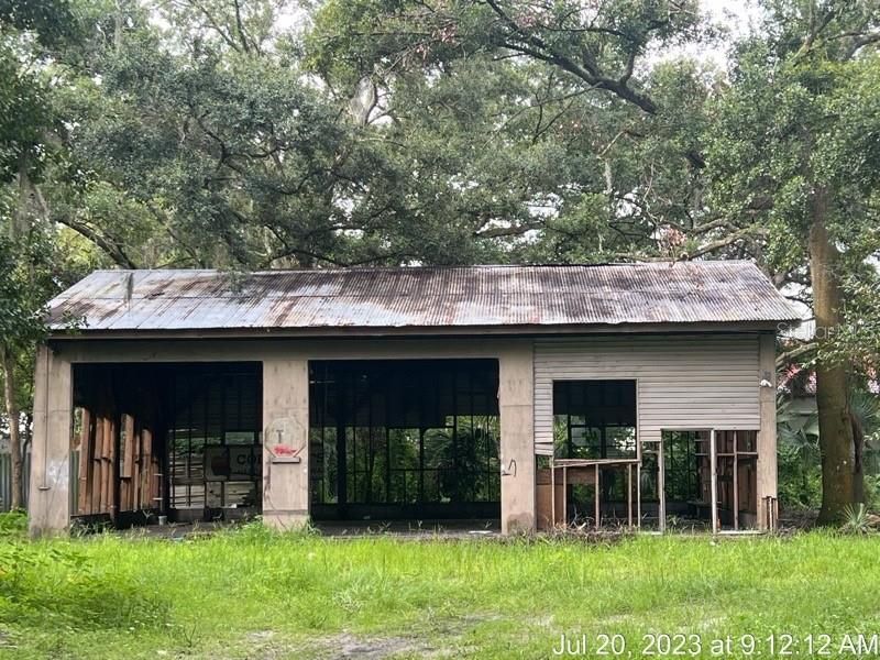 最近售出: $77,500 (2.66 acres)