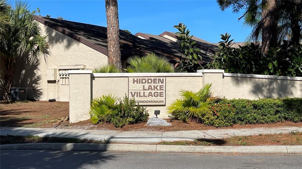 Recently Rented: $1,550 (2 beds, 2 baths, 967 Square Feet)