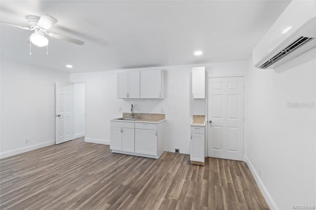 Active With Contract: $275,000 (3 beds, 2 baths, 2600 Square Feet)