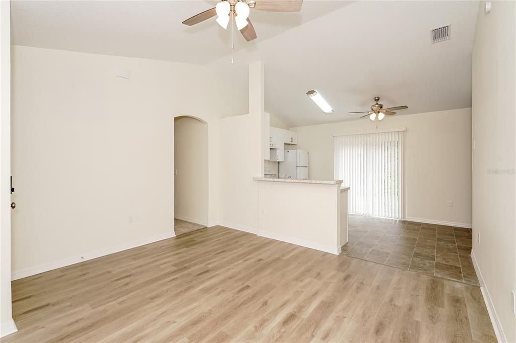 For Rent: $2,185 (3 beds, 2 baths, 1212 Square Feet)