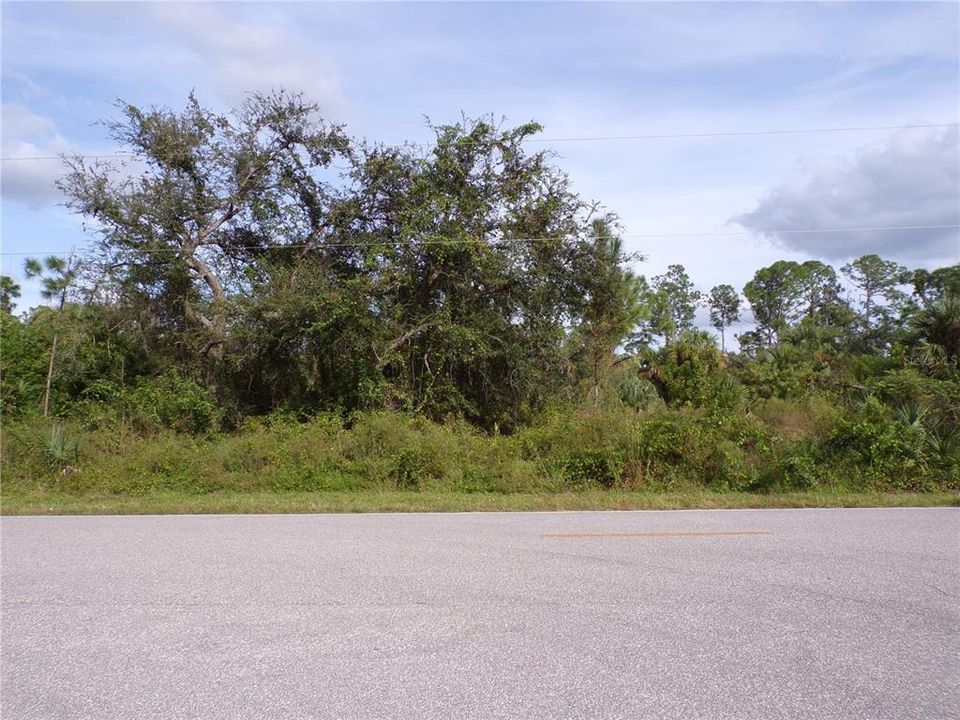 Vendido Recientemente: $16,990 (0.23 acres)
