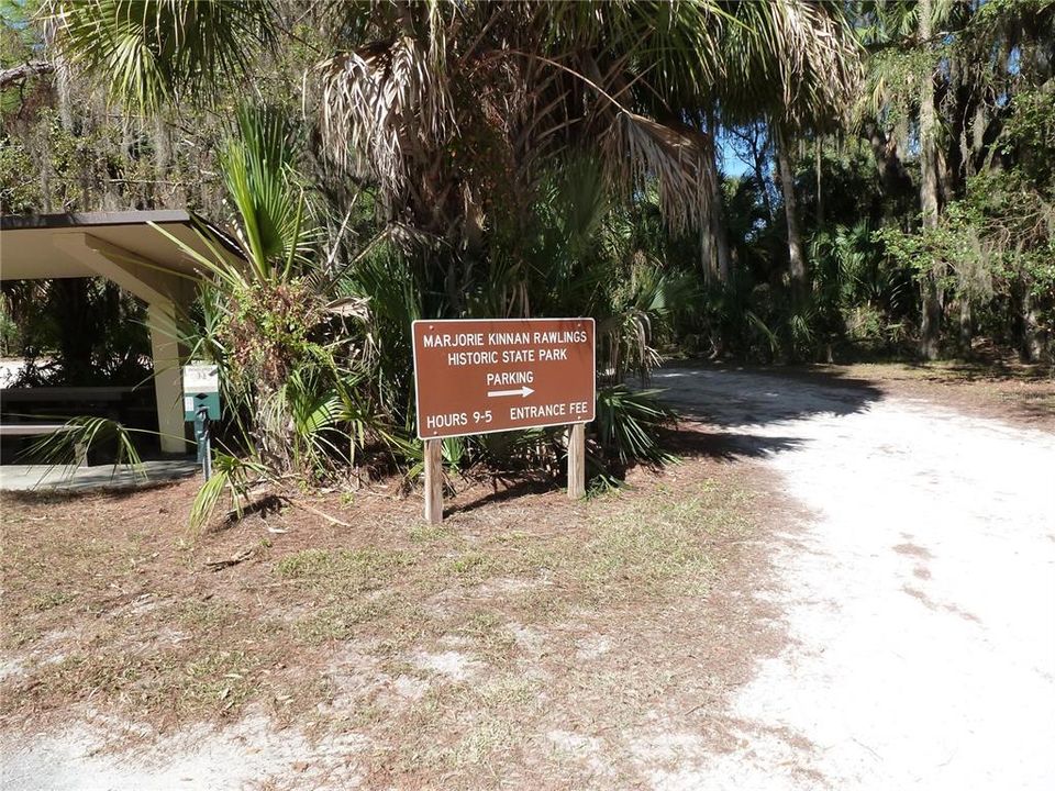 Entrance to Marjorie Kinnan Rawlings Historic State Park