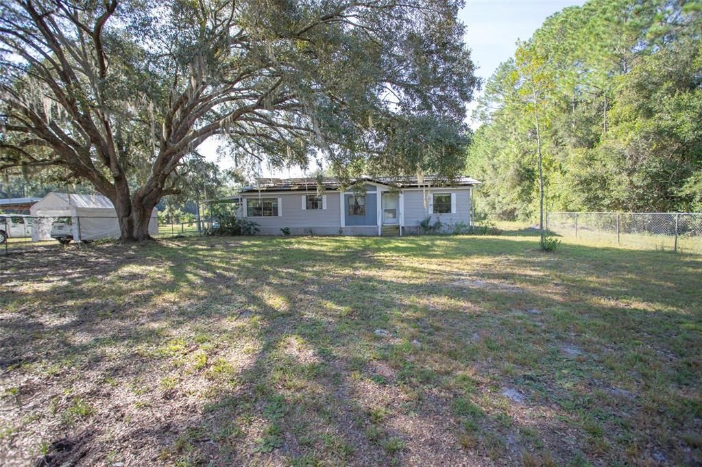 Recently Sold: $225,000 (3 beds, 2 baths, 2704 Square Feet)