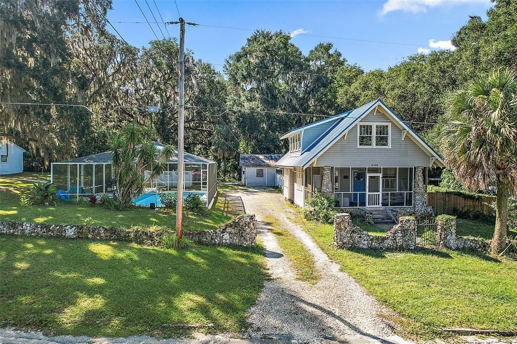 Recently Sold: $399,000 (3 beds, 2 baths, 1742 Square Feet)