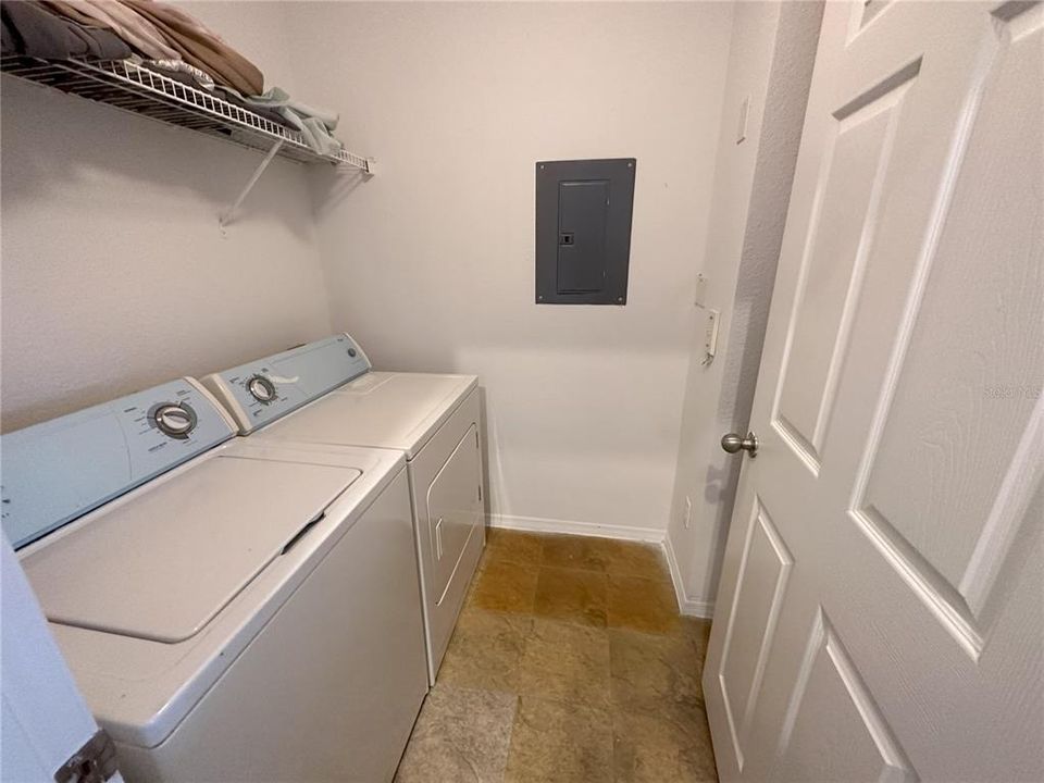 Recently Rented: $1,400 (2 beds, 2 baths, 1149 Square Feet)