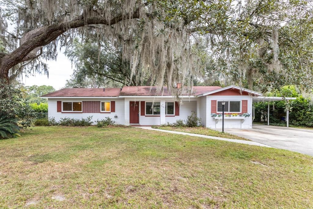 Recently Sold: $265,000 (2 beds, 2 baths, 1642 Square Feet)