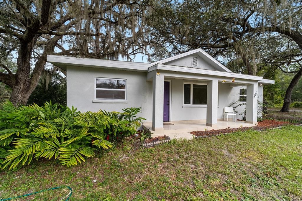 Recently Sold: $229,500 (3 beds, 2 baths, 1262 Square Feet)