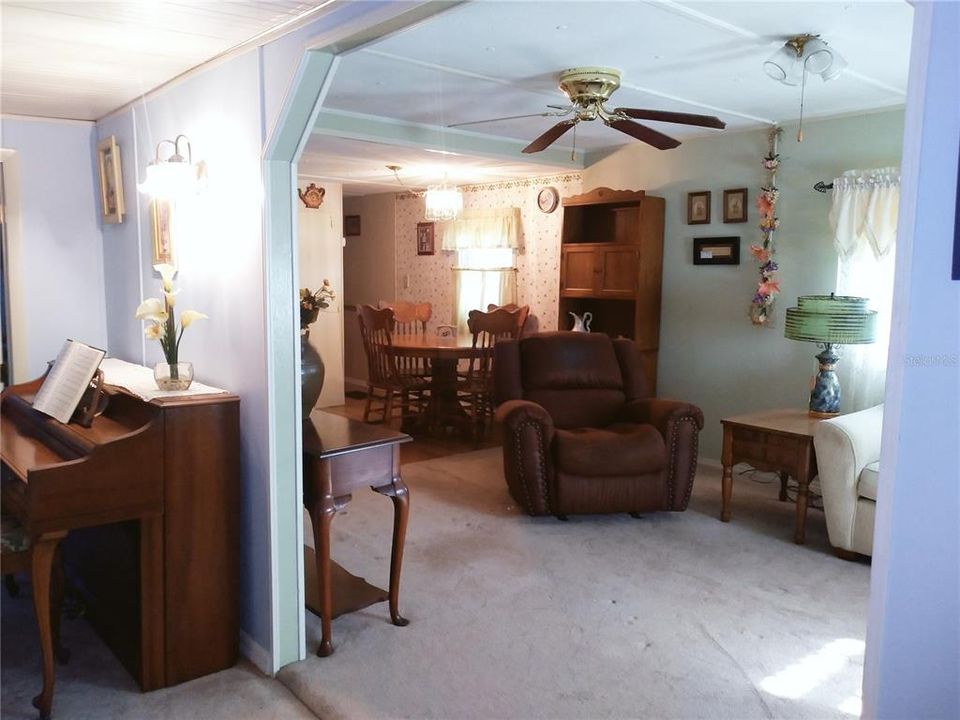 Family Room area looking into Living room area