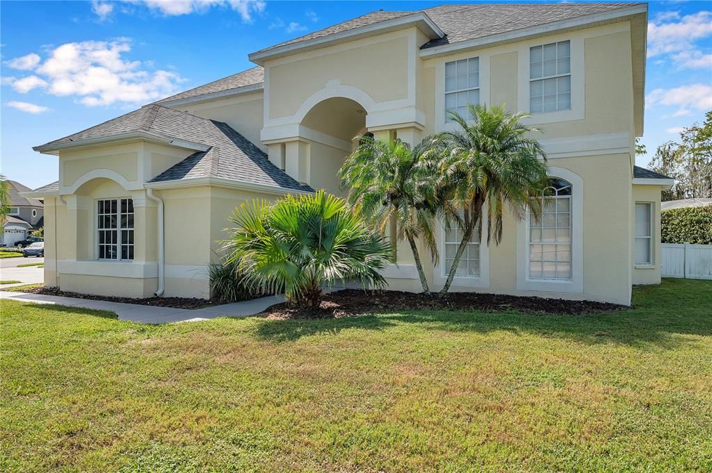 Recently Sold: $727,900 (5 beds, 3 baths, 3638 Square Feet)