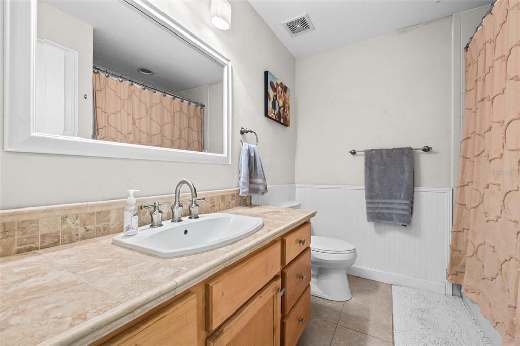 Active With Contract: $489,000 (3 beds, 2 baths, 2536 Square Feet)