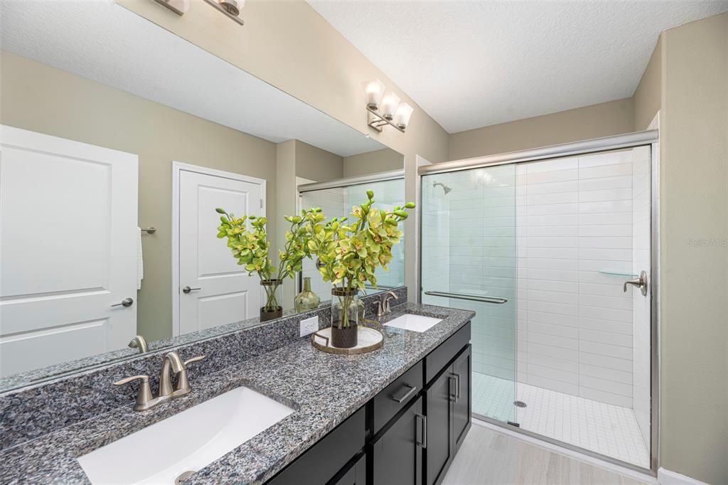 Recently Sold: $344,910 (2 beds, 2 baths, 1613 Square Feet)