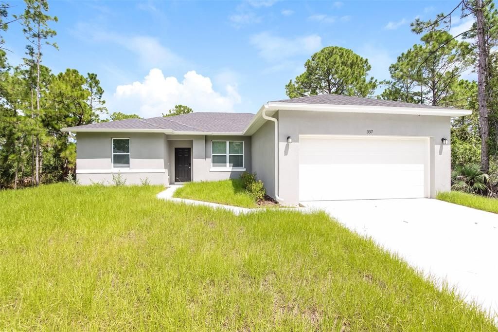 Recently Rented: $2,085 (4 beds, 2 baths, 1750 Square Feet)